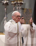 NEWS - Rom: Papst Franziskus eröffnet die Osterfeierlichkeiten mit einer Messe