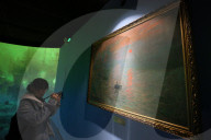 NEWS - China: 'Monet Impression: Time Track' Ausstellung in Shenyan
