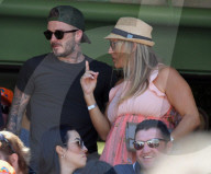 PEOPLE - Tennis: Familie Beckham mit verletztem Brooklyn am Miami Open