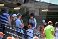 PEOPLE - Tennis: Familie Beckham mit verletztem Brooklyn am Miami Open