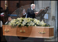 PEOPLE - Cambridge: Beerdigung von Stephen Hawking 