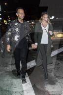 EXKLUSIV - John Legend und Chrissy Teigen verliebt beim Dinner