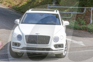 PEOPLE - Die Kardashians fahren in die Kirche