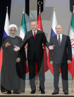 NEWS - Ankara: Erdogan, Putin und Rouhani demonstrieren Einigkeit im Syrienkonflikt