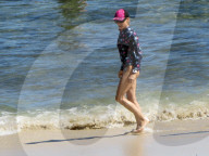 EXKLUSIV - Sheryl Crow verbringt mit ihren Jungs einen Tag am Meer