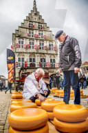 FEATURE - Käsehandel wie anno dazumal in der Südholländischen Stadt Gouda