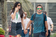 PEOPLE - Fernando Alonso hält mit seiner Linda Händchen in Bahrain