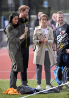 PEOPLE - Prin Harry und seine Meghan besuchen die Invictus Games an der Bath Universität