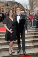 PEOPLE - Promis an den Olivier Awards in der Royal Albert Hall in London 
