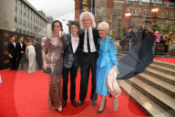 PEOPLE - Sally Humphreys mit Ronnie Wood an den Olivier Awards in London