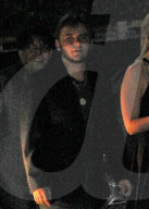 PEOPLE - Paris Hilton feiert ihren 20. Geburtstag mit Freunden im "Hyde Sunset"