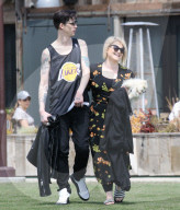 EXKLUSIV - Kelly Osbourne strahlt frisch verliebt an der Seite ihres neuen Boyfriends