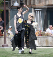 EXKLUSIV - Kelly Osbourne strahlt frisch verliebt an der Seite ihres neuen Boyfriends