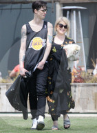 EXKLUSIV - Kelly Osbourne strahlt frisch verliebt an der Seite ihres neuen Boyfriends