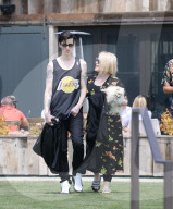 EXKLUSIV - Kelly Osbourne strahlt frisch verliebt an der Seite ihres neuen Boyfriends