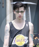 EXKLUSIV - Kelly Osbourne strahlt frisch verliebt an der Seite ihres neuen Boyfriends
