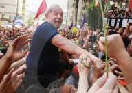 NEWS - Brasiliens verurteilter Ex-Präsident Luiz Inacio Lula da Silva stellt sich den Behörden