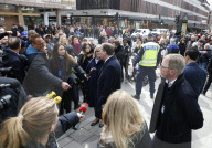NEWS - Stockholm: 1. Jahrestag - Gedenken an die Anschlagsopfer in der Fussgängerzone 
