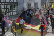 NEWS - Verletzte und Übergriffe bei Demonstration in Kandel