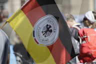 NEWS - Verletzte und Übergriffe bei Demonstration in Kandel