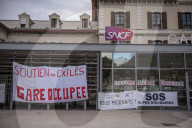 NEWS - Frankreich: In Briancon macht ein Verein die SNCF-Station zu einem Wohnheim für Migranten