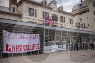 NEWS - Frankreich: In Briancon macht ein Verein die SNCF-Station zu einem Wohnheim für Migranten
