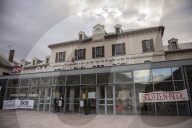 NEWS - Frankreich: In Briancon macht ein Verein die SNCF-Station zu einem Wohnheim für Migranten