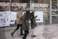 NEWS - Frankreich: In Briancon macht ein Verein die SNCF-Station zu einem Wohnheim für Migranten