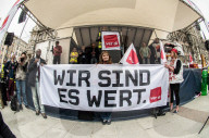 FEATURE - Pix of the Day: Bilder des Tages