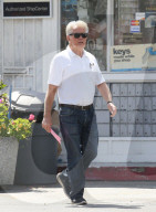 EXKLUSIV - Martin Sheen in Malibu unterwegs