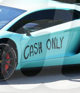 PEOPLE - Justin Biebers Lamborghini wurde Opfer eine Sprayattacke