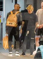 PEOPLE - Justin Bieber trifft auf Jamie Foxx in der Parkgarage