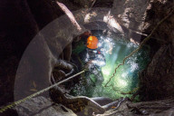 FEATURE - Unterwasser Höhlenforschung in Yucatan, Mexiko