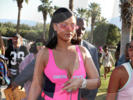 PEOPLE - Rihanna an der Puma x Fenty pool party am Coachella Music Festival
