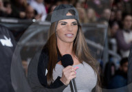 PEOPLE - Katie Price und ihr Sohn Harvey nehmen an einem Charity Fussballmatch teil