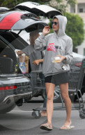 EXKLUSIV - Inkognito:  Elisabetta Canalis in Sweats unterwegs
