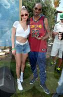 PEOPLE - Snoop Dogg legt am Levis Coachella Brumch auf