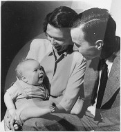 George W. Bush, Barbara Bush, George H.W. Bush