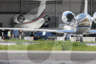 PEOPLE - Die Kardashians landen in Van Nuys nach ihrem Besuch von Khloe und Baby True Thompson in Cleveland