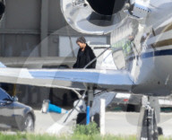 PEOPLE - Die Kardashians landen in Van Nuys nach ihrem Besuch von Khloe und Baby True Thompson in Cleveland