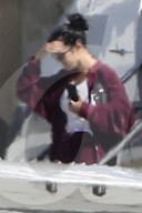 PEOPLE - Die Kardashians landen in Van Nuys nach ihrem Besuch von Khloe und Baby True Thompson in Cleveland