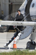 PEOPLE - Die Kardashians landen in Van Nuys nach ihrem Besuch von Khloe und Baby True Thompson in Cleveland