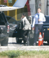PEOPLE - Die Kardashians landen in Van Nuys nach ihrem Besuch von Khloe und Baby True Thompson in Cleveland
