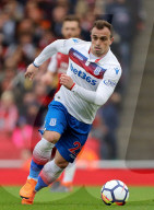 PEOPLE - Drohender Abstieg: Xherdan Shaqiri ist bei Stoke City frustriert