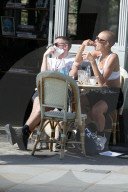 EXKLUSIV - Adwoa Aboah hat heiss in London