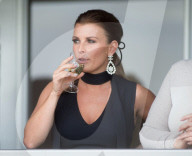 PEOPLE - Coleen Rooney feiert am Aintree Pferderennen