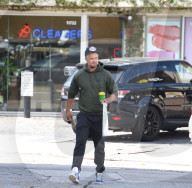 EXKLUSIV - Josh Duhamel gönnt sich Junk-Food zum Z'Mittag