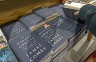 NEWS - James Comey auf Promo-Tour für sein Skandalbuch