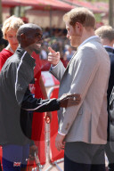 PEOPLE - Prinz Harry als Zuschauer am London Marathon