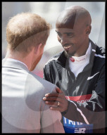 PEOPLE - Prinz Harry als Zuschauer am London Marathon